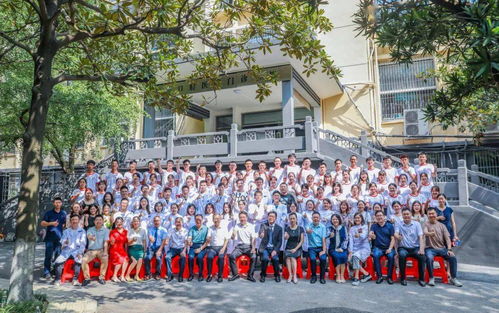 从银杏树下出发 中南大学湘雅口腔医学院隆重举行2021级新生开学典礼