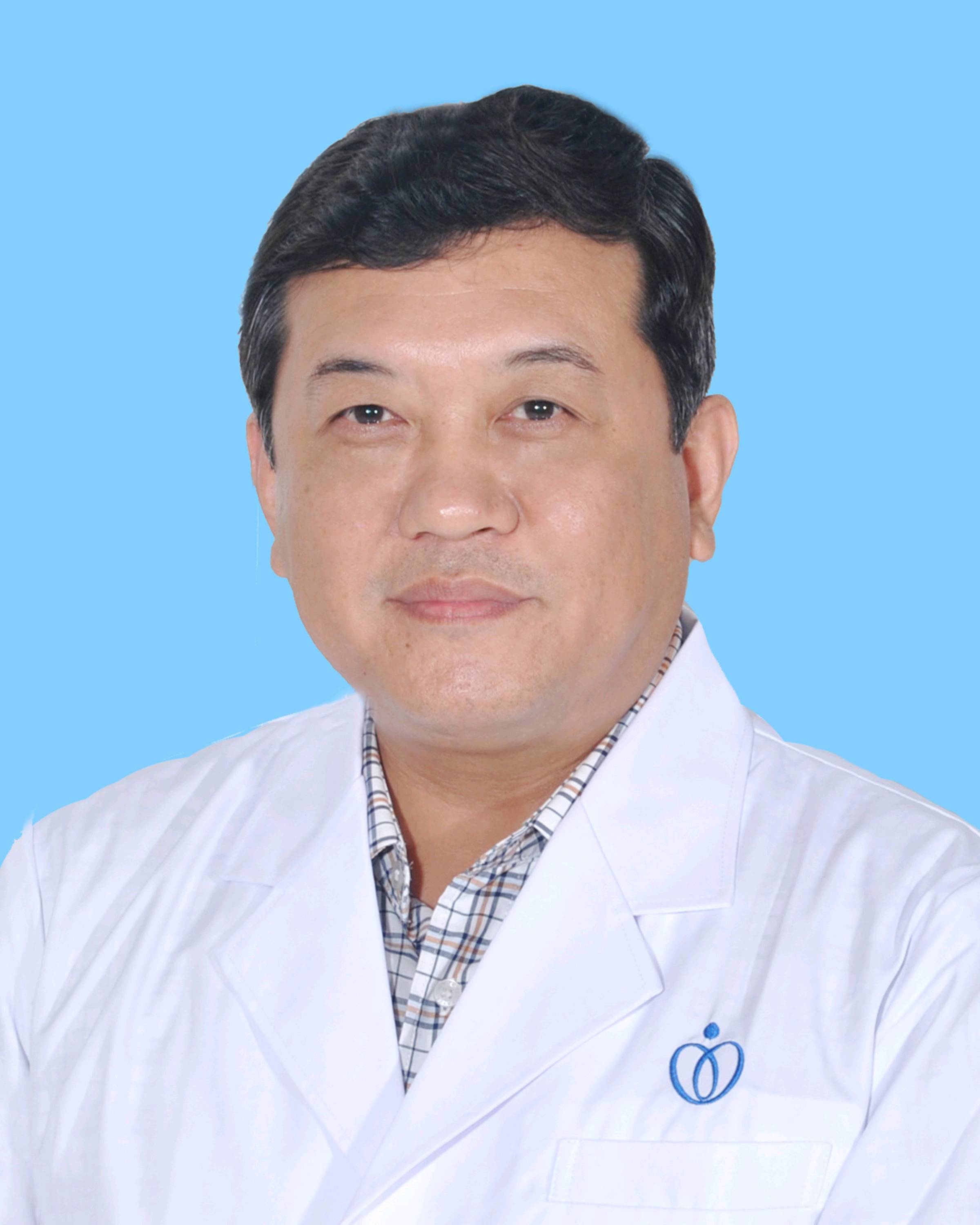 陆士娟:教授,主任医师,中南大学湘雅医学院硕士研究生导师,海口市人民